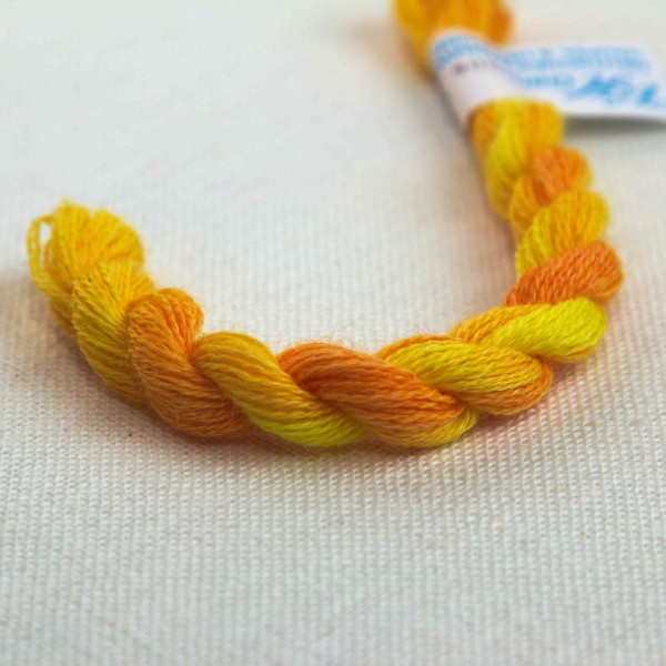 Verlaufsgarn Wolle / Acryl, Farbe VW9400, gelb - orange